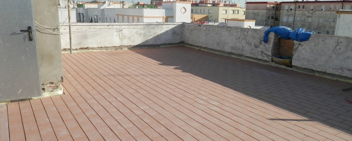 Sustitución de forjado y cubierta en edificio Vicente Alexandrei de Cádiz